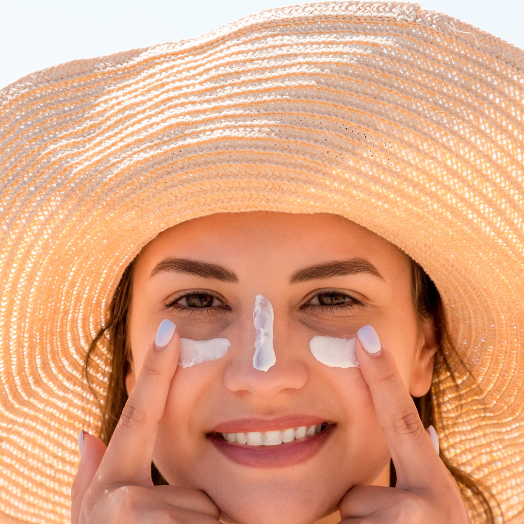 ELTA UV CLEAR - Non-Tinted Sunscreen